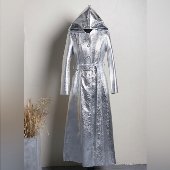 Silver Foxy Foil Trench with Inside Contrast Red Detailing, Belted - Picture 5 of 8